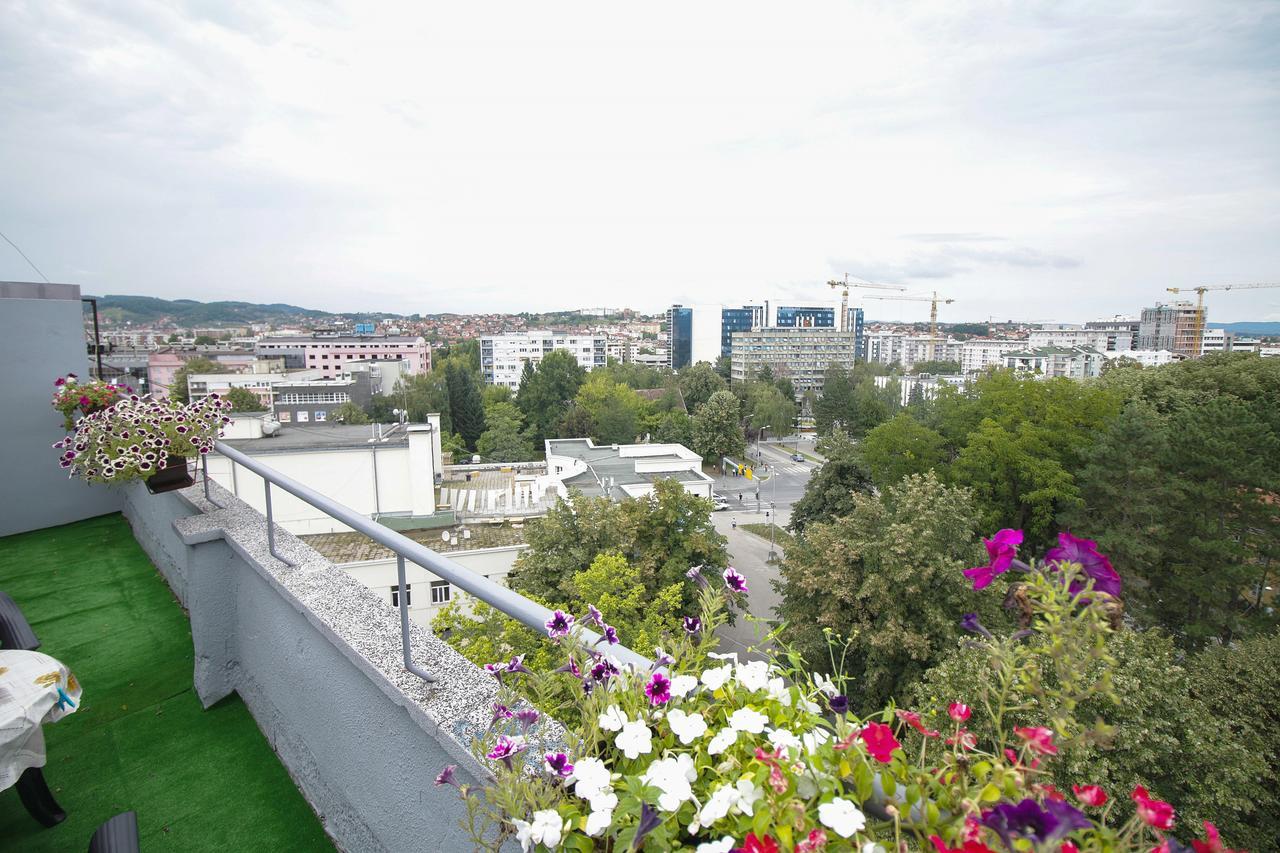 Apartman Penthaus U Strogom Centru Banja Luke Banja Luka Exterior photo